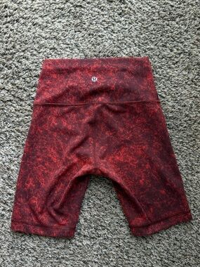 Size 4 wunder train high rise short